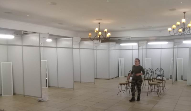 exhibition furniture company